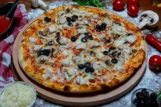 Pizza Three Mix mare Ø 44cm