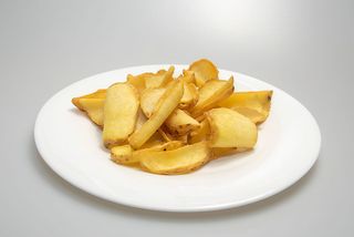 Cartofi dippers în coajă