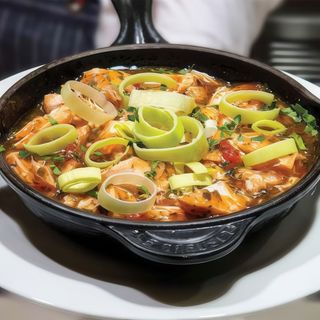 Somon în sos cocktail