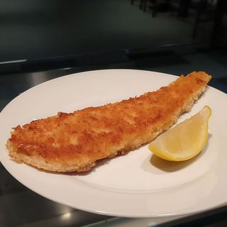 File de salău XXL (cu pesmet) la grătar 