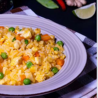 Cơm rang thịt gà