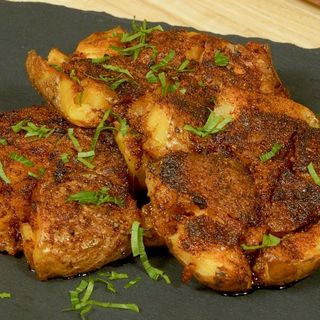 Cartofi zdrobiți la cuptor