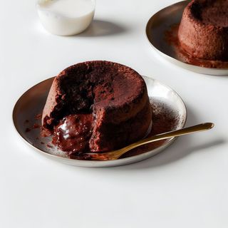 Lava Cake cu topping de cicolată