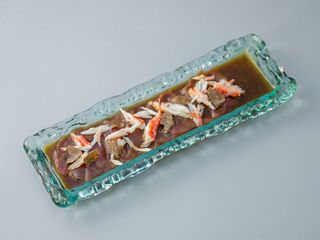 Tuna sashimi & king crab