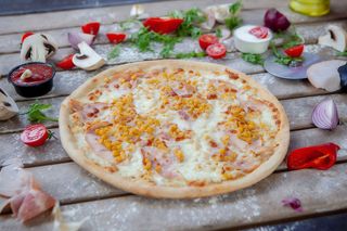 Pizza White Naomi  Ø 32cm