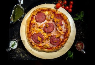 Pizza Quattro Carni Ø 50cm