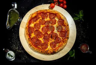 Pizza Salami Ø 50cm