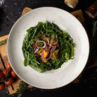 Salată caldă cu creveți și somon - 400 gr