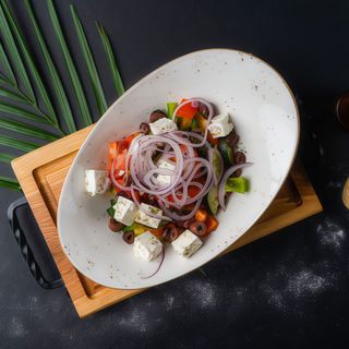 Salată grecească - 400 gr