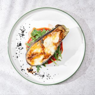 Vânătă gratinată cu ragu de vită și bufala - 350g