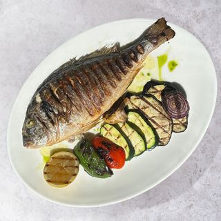 Dorada cu legume la grătar-550gr