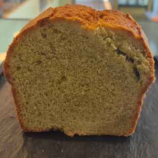 Cake fistic