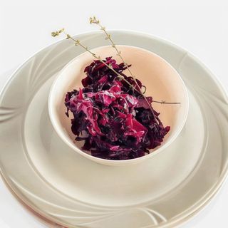 Salata de varza rosie