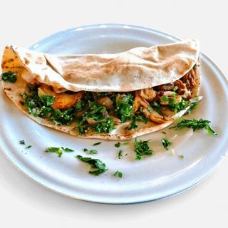 Shawarma arabeasca de pui