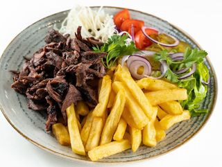 Kebab de vita si oaie la farfurie