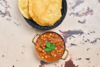 CHHOLE BHATURE