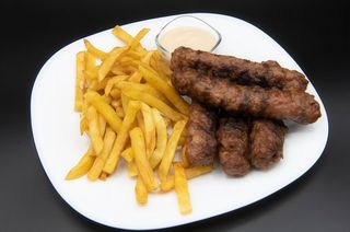 Meniu 5 mici + cartofi prajiti