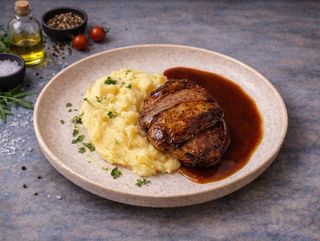 Obrajori de Porc cu Piure de Cartofi si Sosul casei de Soia cu Portocale