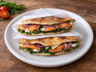 Sandwich cu Somon Afumat