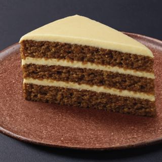 Tort cu morcovi și cremă de portocale