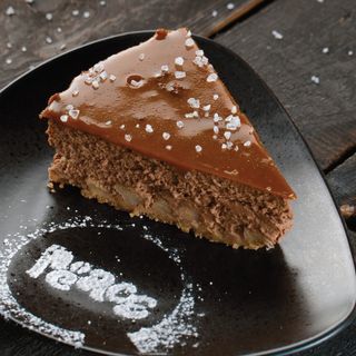 Salty Caramel Cheesecake