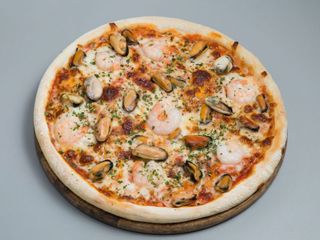 Pizza con Frutti di mare