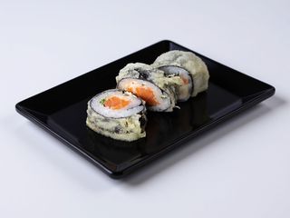 Special sushi roll - futomaki tempura salmon