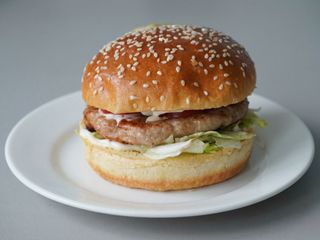 Burger pui crispy mic BBQ