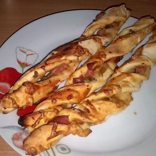 Baghete cu salam și sos - 550 gr