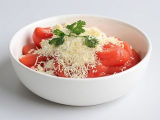 Salata de roșii cu telemea 200gr