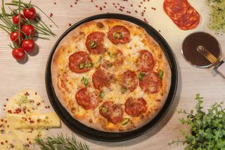 Pizza Salami Ø 32cm