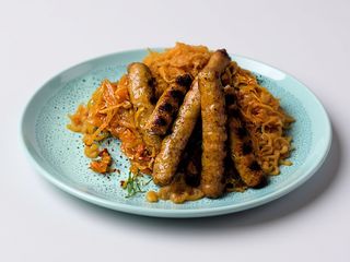 Carnati de porc cu varza calita