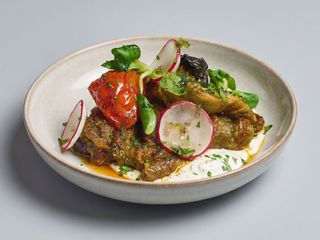 Vânătă coaptă la șamotă