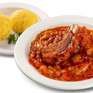 Tocană țărănească + mămăligă