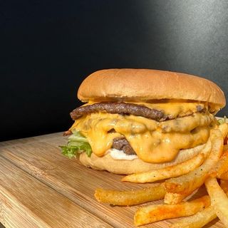 SMASH SPICY JALAPEÑO -Triple Cheeseburger