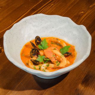 TOCANITA CU FRUCTE DE MARE (PICANTA OPTIONAL) 400G