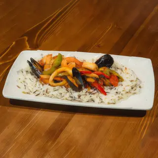 TIGAIE PICANTA FRUCTE DE MARE CU OREZ SALBATIC 400G