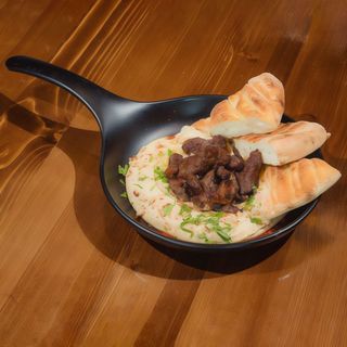 HUMMUS CU FASII DE VITA, MUGURI PIN SI RODIE 300G