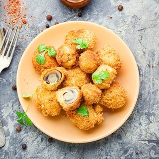 Ciuperci pane cu salata orientala