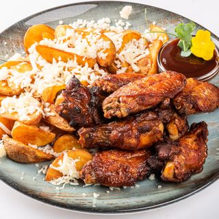 Aripioare crocante in sos Barbeque