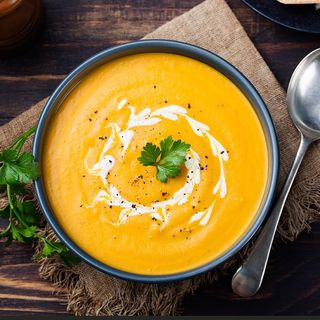 Supa crema de legume cu crutoane