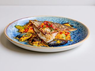 File de dorada, orez cu legume si midii