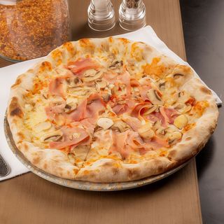 Pizza Prosciutto & funghi