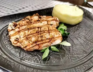 Piept de pui la gratar