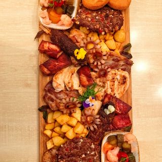 Platoul gurmandului pentru 4-6 persoane