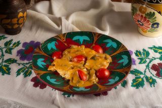 Piept de pui cu sos de ciuperci