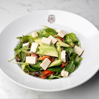 Salată de tofu cu avocado 350g