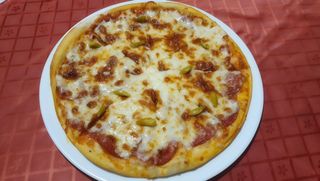 Pizza Diavola diametru 33cm