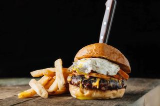 Egg & bacon burger