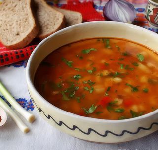 Ciorba de fasole cu ciolan 